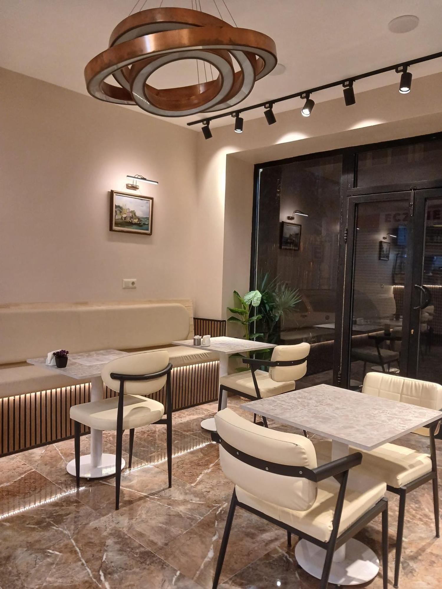 Guler Palas Vefa Hotel Istanboel